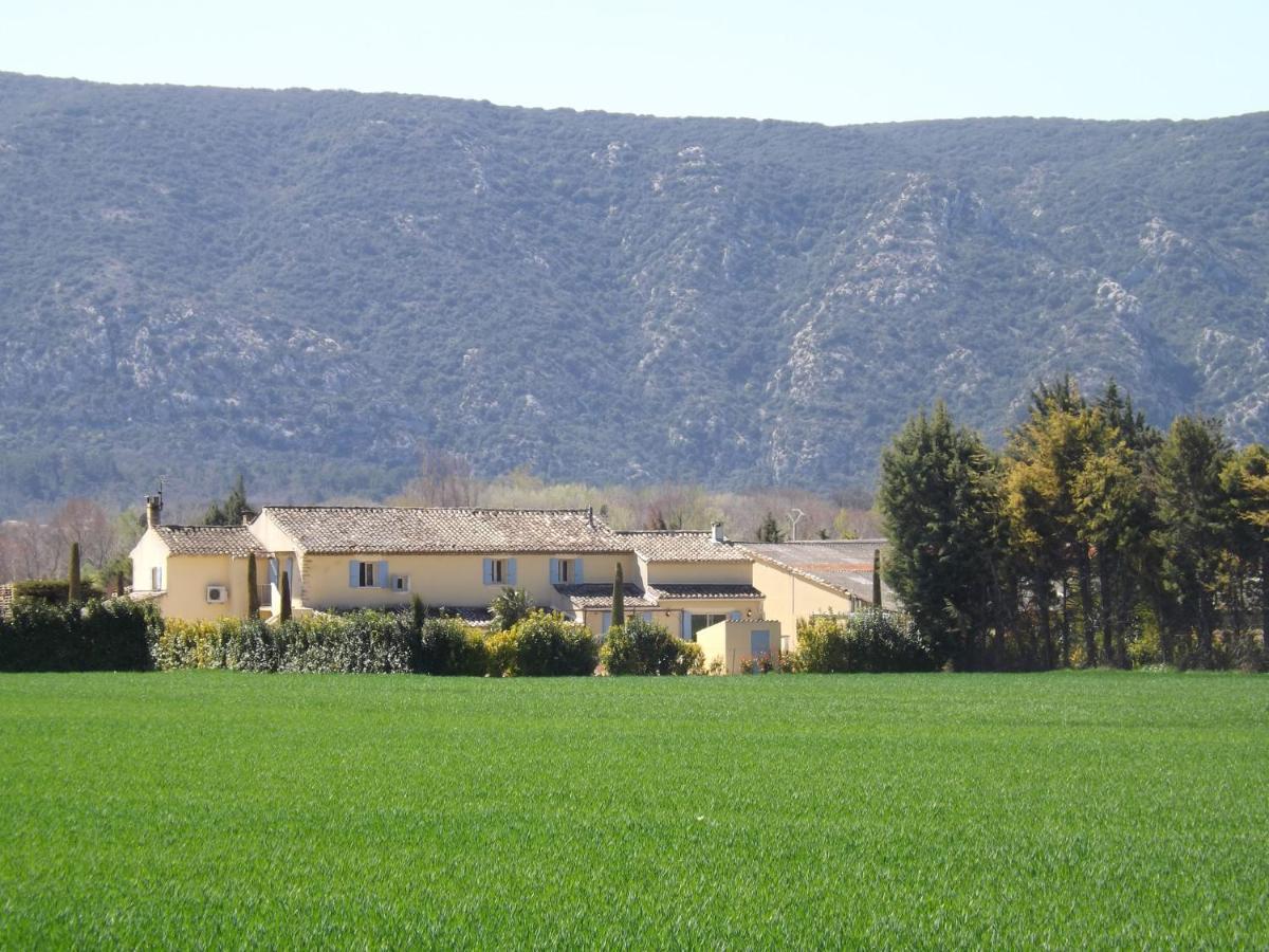 Mas Dansavan Chambres D'Hotes Oppede Exterior photo